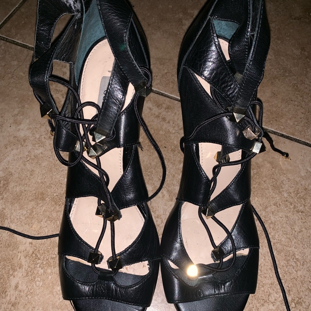 Guess high heels